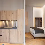La - Terreaux I - With Ac *